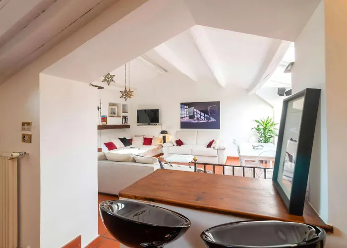Apartament Campo De' Fiori Enchanting Attic *