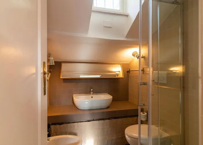 Campo De' Fiori Enchanting Attic *