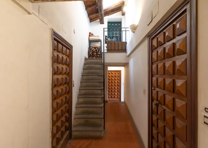 Campo De' Fiori Enchanting Attic Apartament *