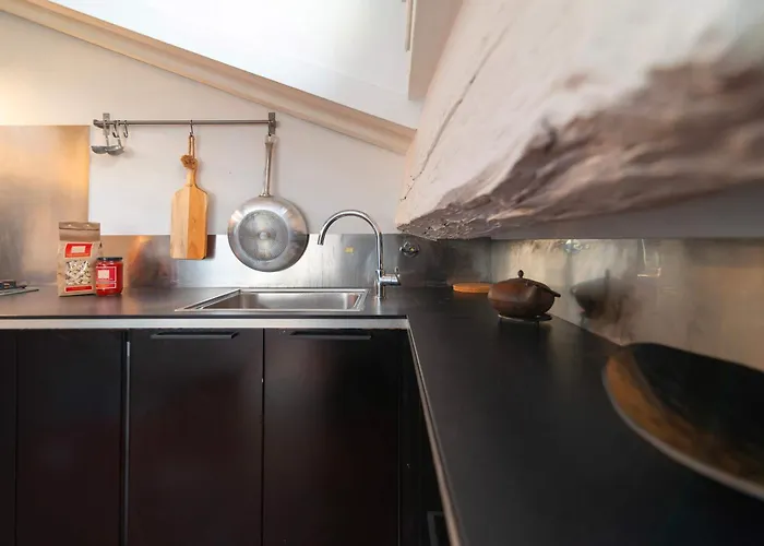 Apartament Campo De' Fiori Enchanting Attic